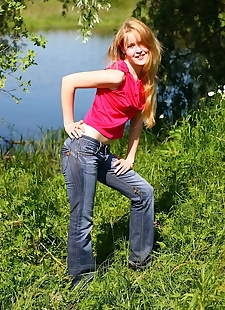 अश्लील तस्वीरें पतला युवा एमेच्योर अलीना शेड jeans, ass , shaved 